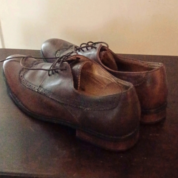 𝅺J. D. FISK Wing Tip Dress Shoes, 10.5 - Picture 4 of 5